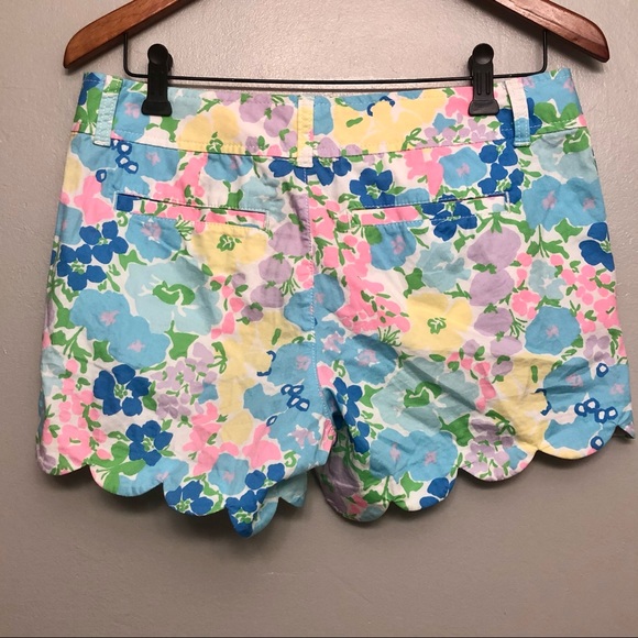 Lilly Pulitzer 🏝 Spring Fling Buttercup Shorts - Picture 3 of 7